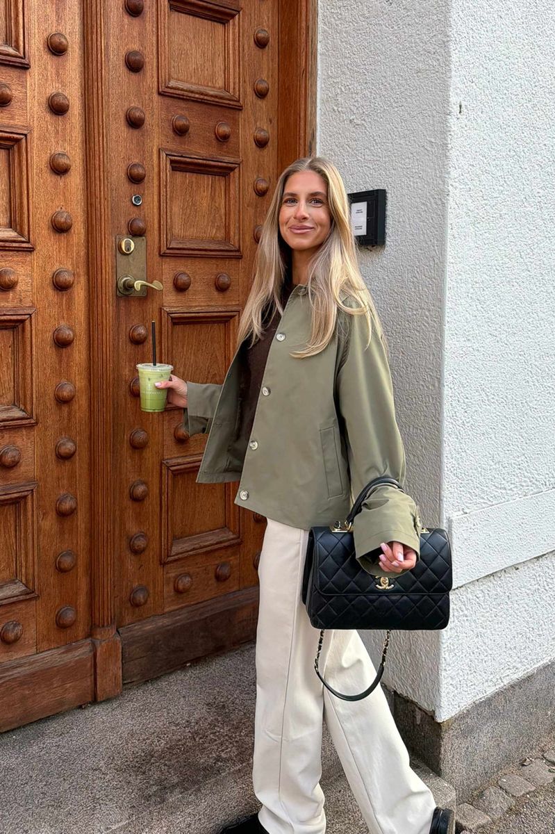 Ava Short Trenchcoat