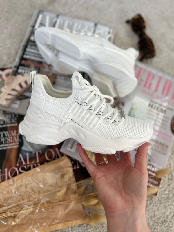 Mac-E Sneaker