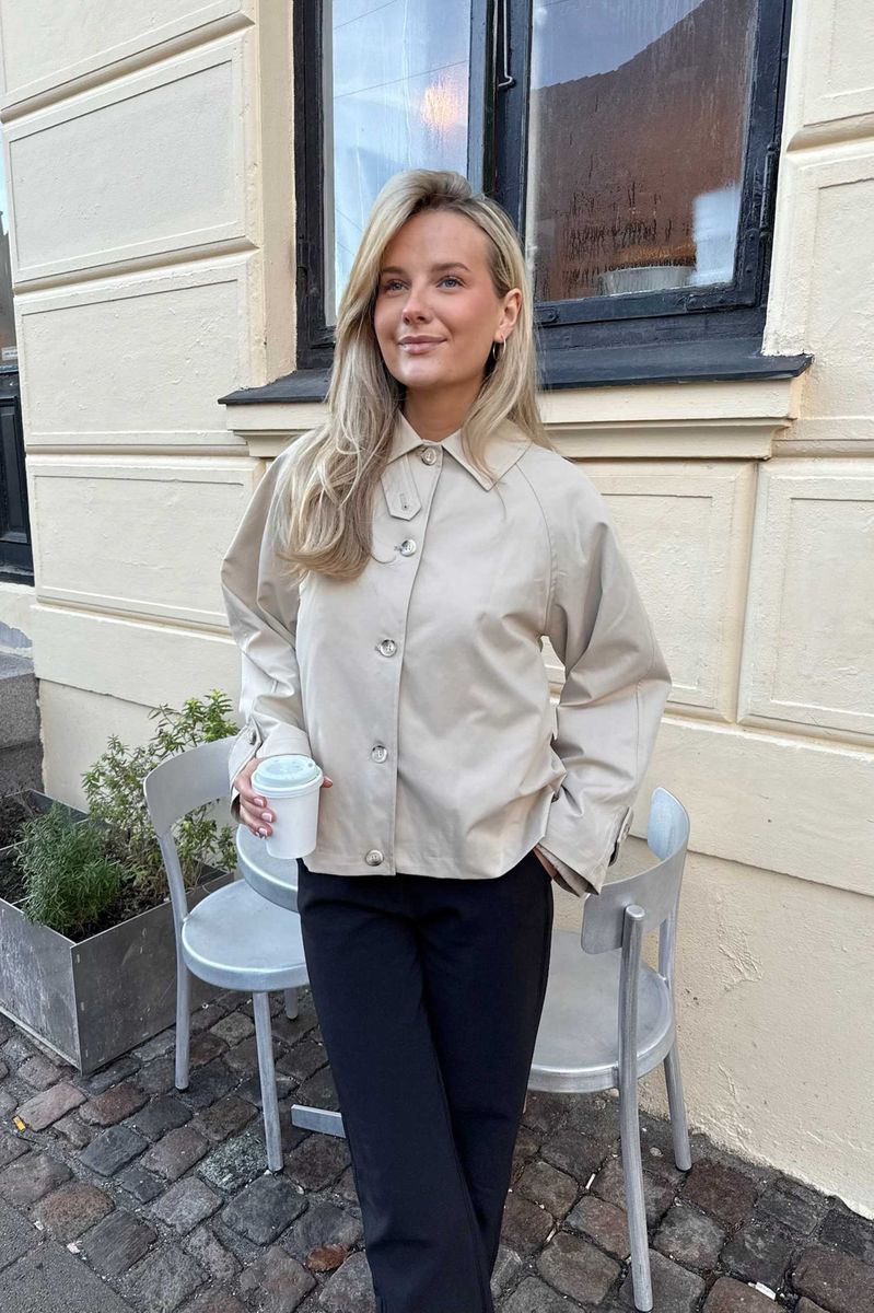Ava Short Trenchcoat