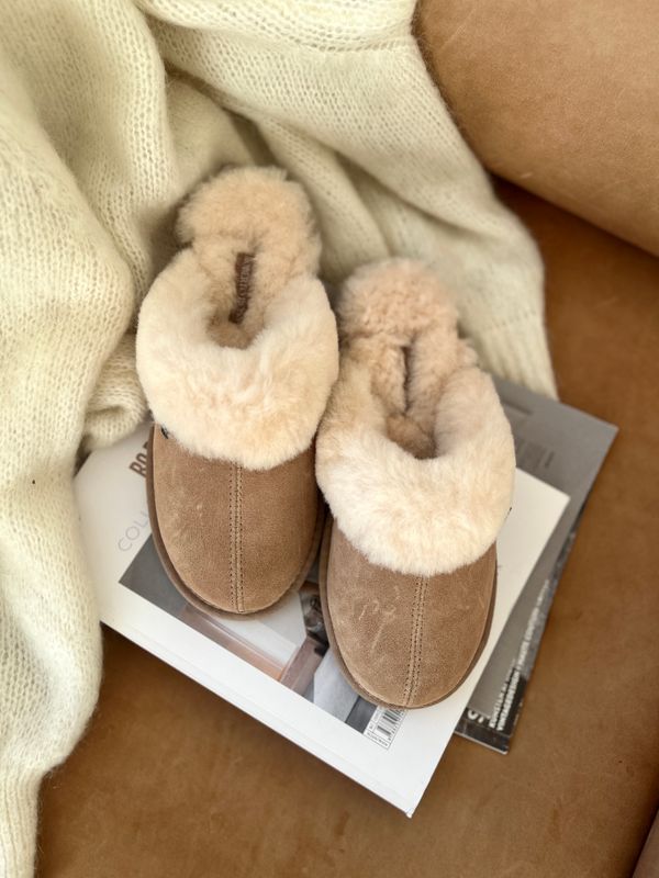 Sheepskin Slipper
